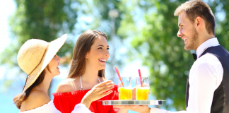 Garibaldi Hotels cerca nuove risorse per la stagione 2026 barista