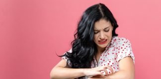 Vescicole: rimedi naturali e consigli della nonna donna prurito
