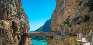 Turismo sostenibile con i cammini d’autunno: Spagna