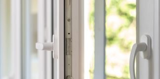 Finestre, PVC o alluminio? Ecco vantaggi e svantaggi finestre alluminio
