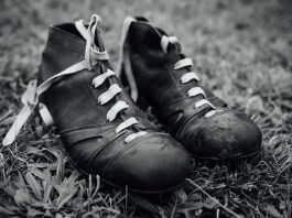 Libri. Il mister dimenticato: Árpád Weisz Scarpe da calcio vintage