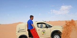 Un Berlingo vintage conquista il Tunisie Challenge Team Caselani al Tunisie Challenge 2025