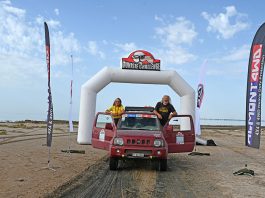 Tunisie Challenge 2025: l’avventura del Suzuki Jimny di Dario e Muriel Dario Reiser e Muriel Campi traguardo Tunisie Challenge 2025