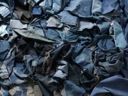 Abbigliamento invenduto, stop alla distruzione