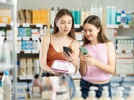Bonus assorbenti: requisiti, importo e domanda Madre figlia assorbenti farmacia